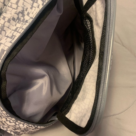 Adidas gym bag - Picture 4 of 5